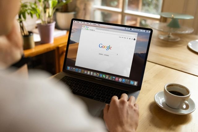 What is search generative experience?